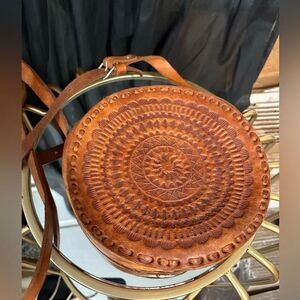 Handmade Cozumel Round Crossbody Leather bag
